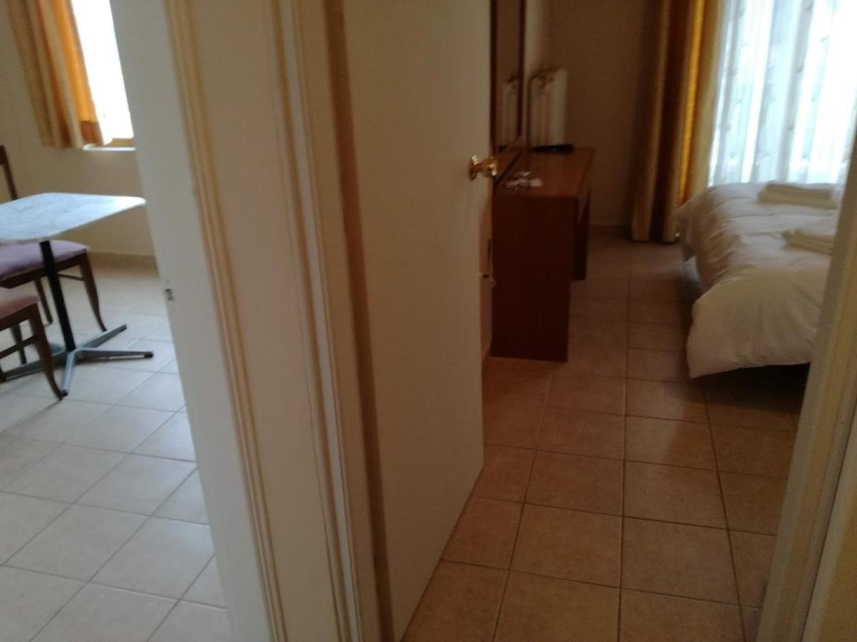 Parnon Hotel Ájosz Pétrosz Kültér fotó